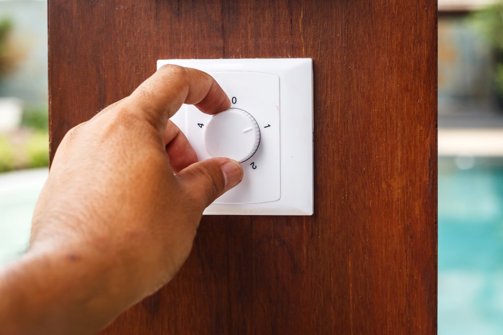 How to Choose the Right Fan Regulator for Your Space